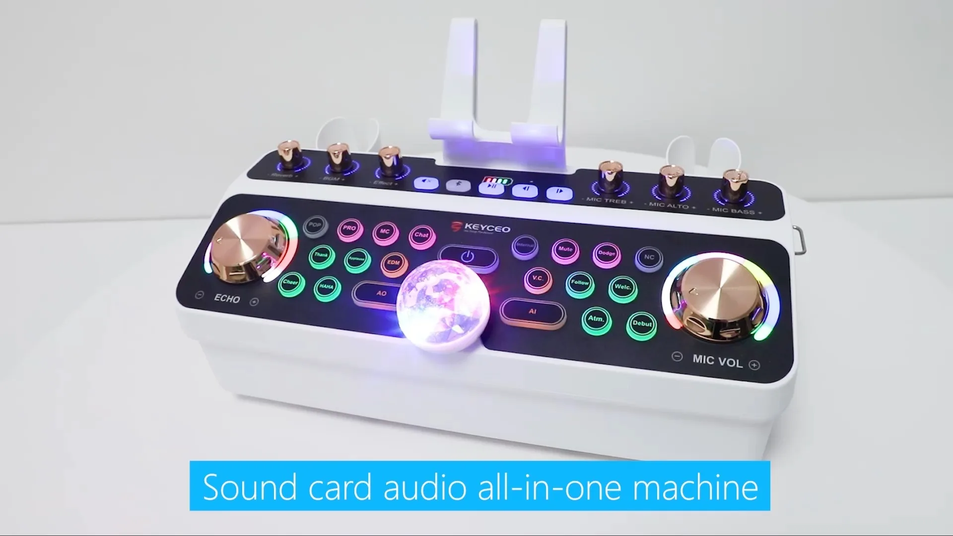 Scheda audio Q8 all-in-one: la tua soluzione audio completa 1