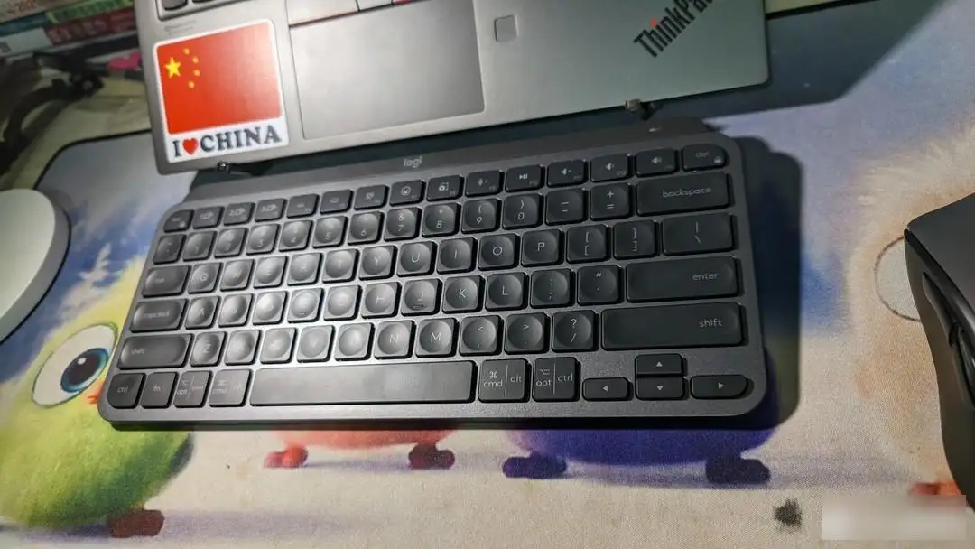 Logitech MX Keys Mini: The Perfect Portable Keyboard for Work and Home 1