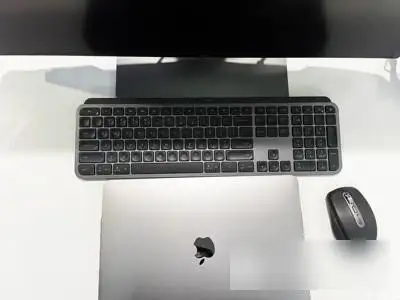 Logitech MX Keys Wireless Bluetooth Charging Keyboard: Advantages, Disadvantages, and User Experience 1