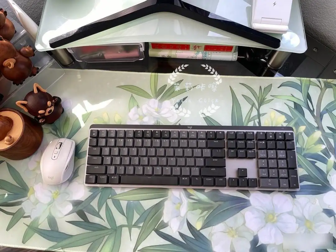 Review: Logitech MX Mechanical Keyboard - A Slim, Bluetooth-enabled Keyboard for Office Use 1